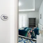 Fantasy House Casa de hóspedes