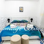 Fantasy House Casa de hóspedes