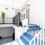 Fantasy House Affittacamere 3*