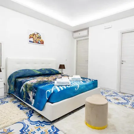 Fantasy House 3*