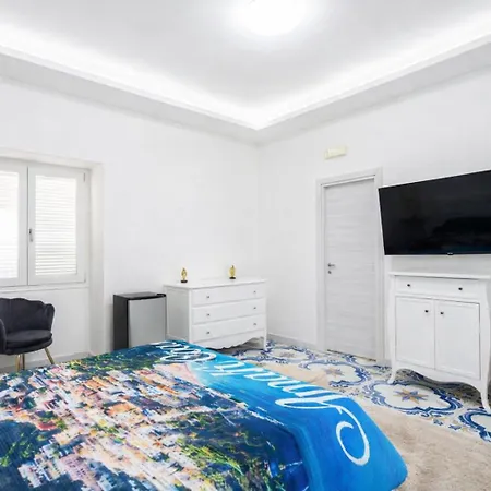 Fantasy House 3*