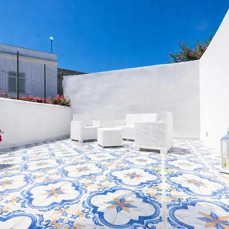 Fantasy House Konukevi Forio di Ischia