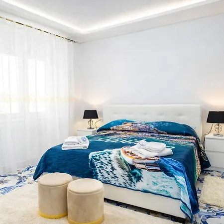Fantasy House 3*