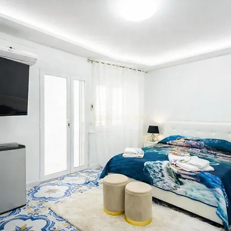 Fantasy House Konukevi 3*