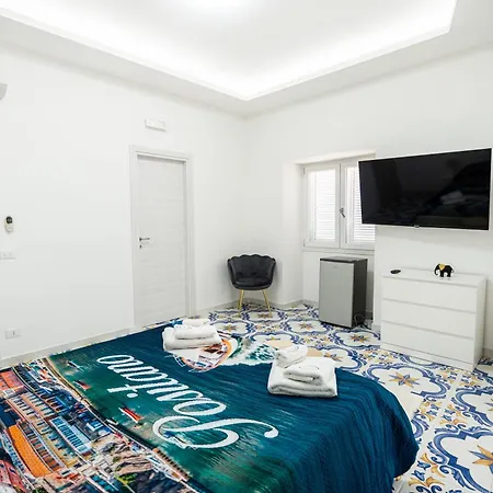 Max E Charlie Forio di Ischia