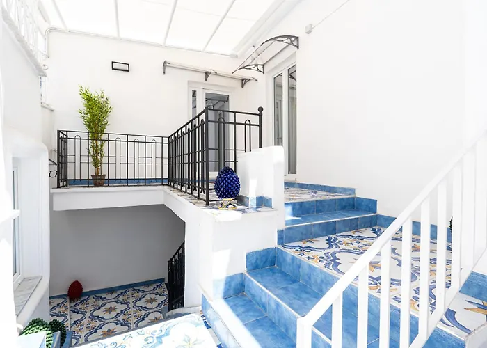 Fantasy House Affittacamere 3*