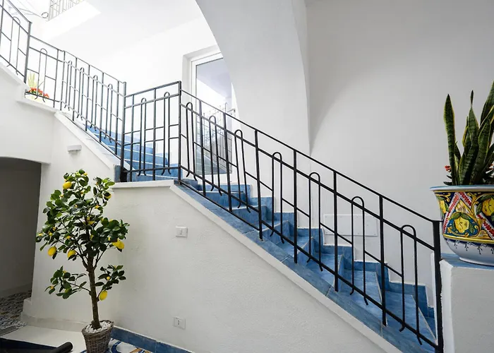 Fantasy House Affittacamere 3*
