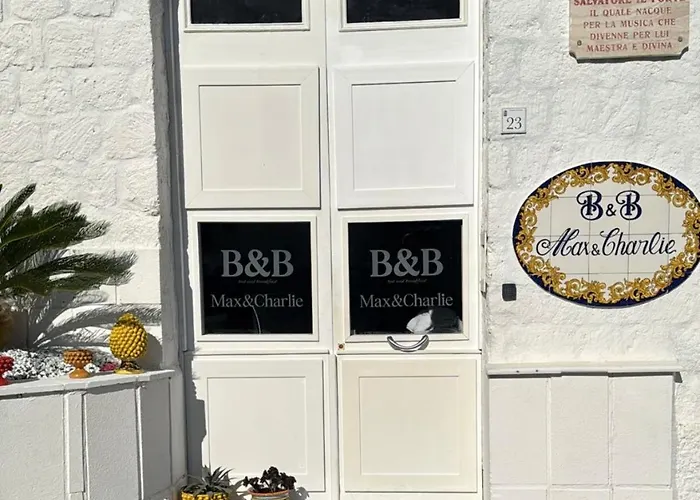 Max E Charlie Форио