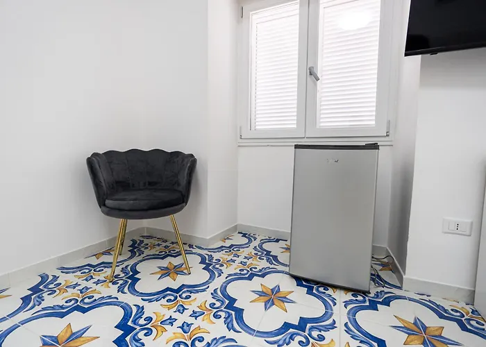 Max E Charlie 3* Forio di Ischia